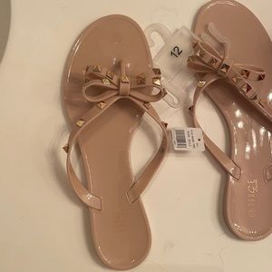 Bow sandals